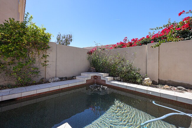 Building Photo - 337 W Mountain Sage Dr