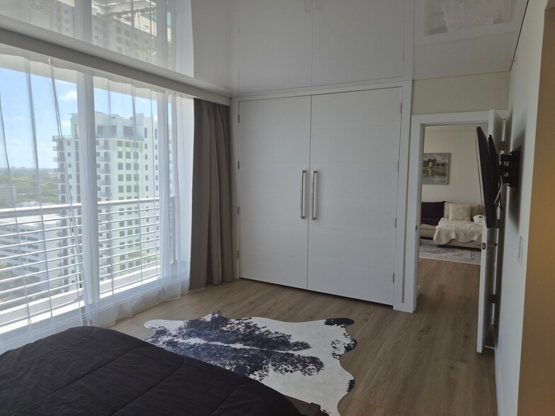 Building Photo - 1720 Harrison St