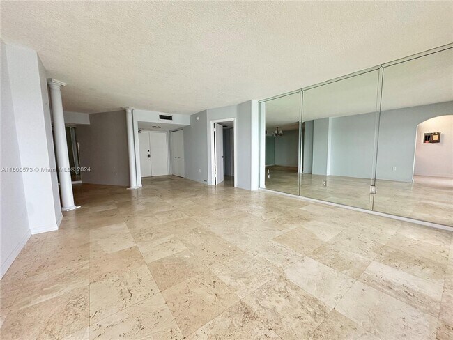 Building Photo - 3410 Galt Ocean Drive Apt #2103N, Fort Lau...