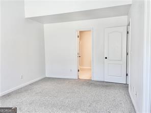 Building Photo - 6475 White Walnut Way