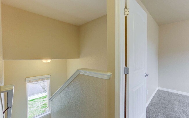 Building Photo - 3832 Sierra Glen Pl