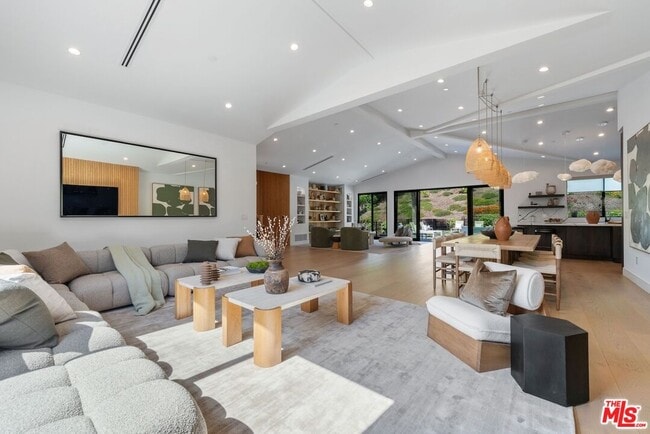 Building Photo - 20226 Lorenzana Dr