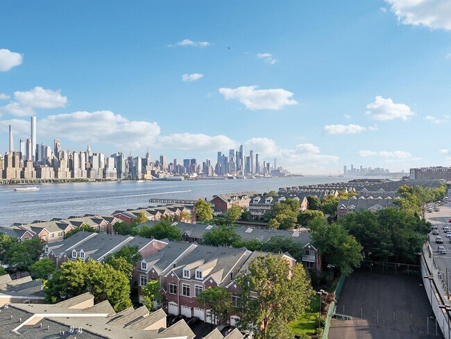 Building Photo - 80 Lydia Dr