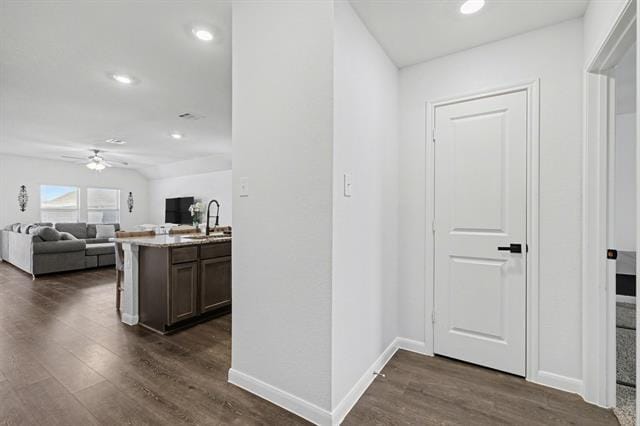 Building Photo - 706 Spur Ridge