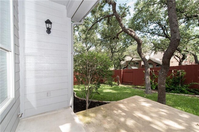 Building Photo - 2611 Salerno Pl