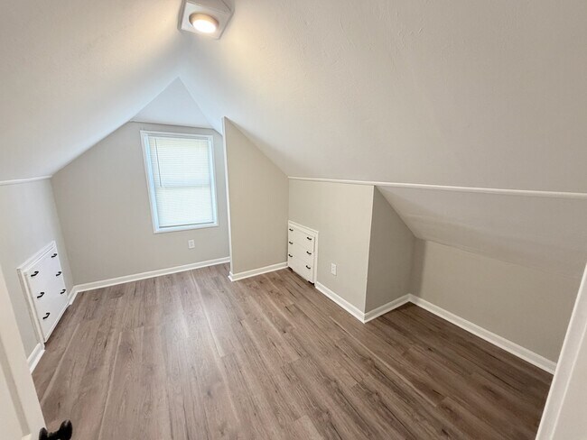 Building Photo - 34 Gambier Cir