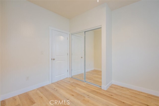 Building Photo - 418 N Hill Ave