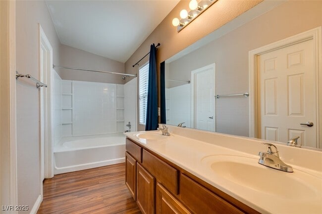 Building Photo - 3508 Hazelnut Pine Pl