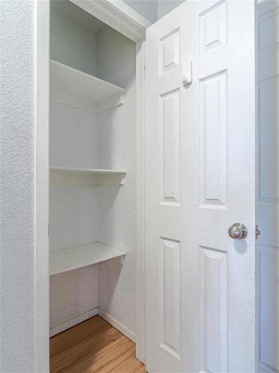 Building Photo - 904 SW Green World St