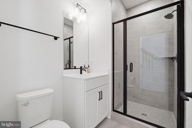 Building Photo - 10235 Dalmatian St