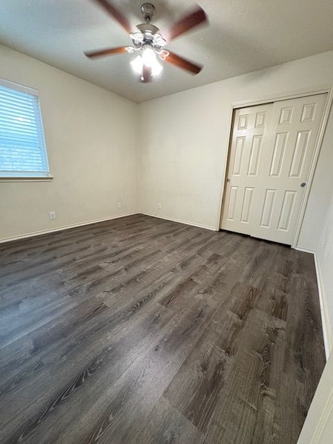 Building Photo - 11124 Friendship Dr