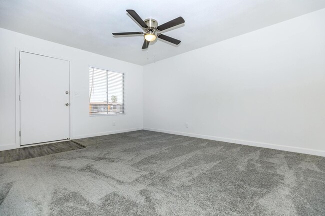 Interior Photo - Palisade Park Aparments