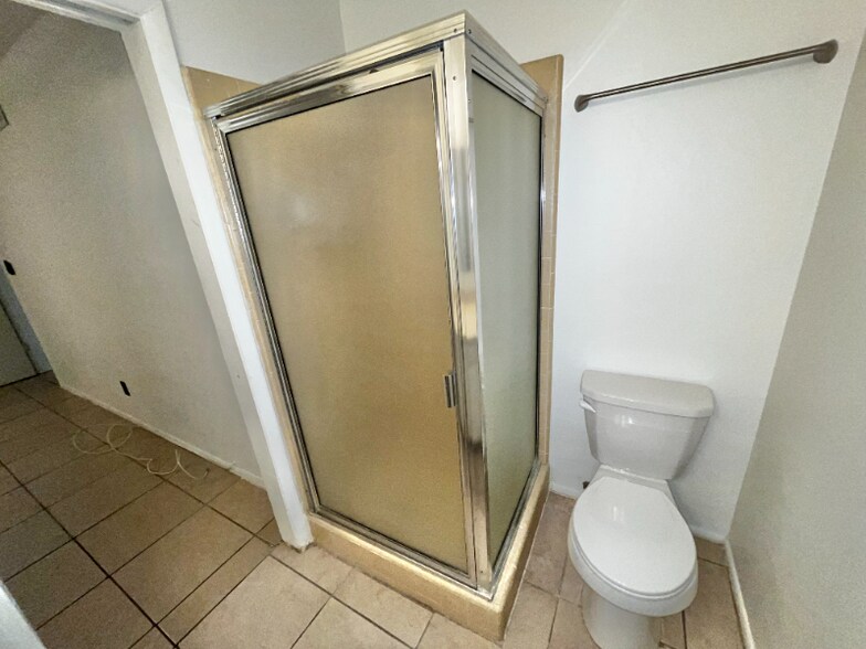 Building Photo - 7826 E Roosevelt St