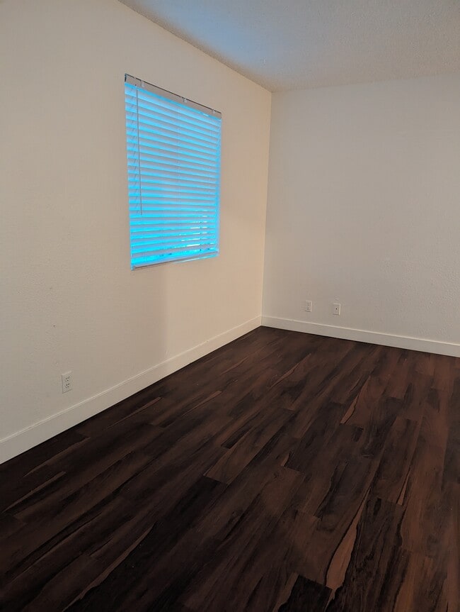 Building Photo - 3220 Figler Ct