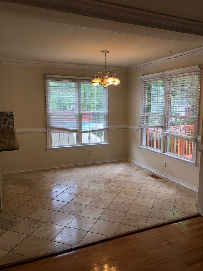 Building Photo - Stunning 4bdrm/2.5bth Home w/Loft Located in Chesterfield! Fenced in Backyard, 2 Car Garage, and ...