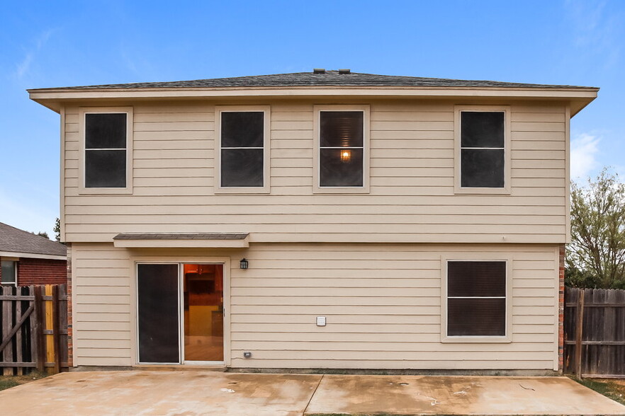 Building Photo - 1405 Pochard Dr