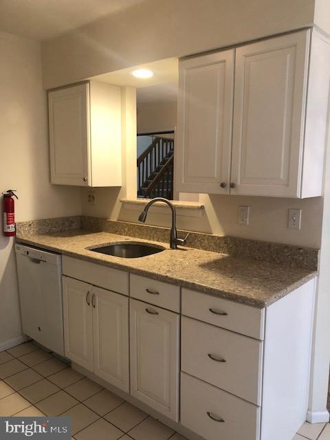 Building Photo - 9H Brookline Ct