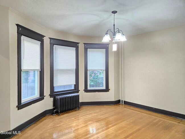Building Photo - 355 Myrtle Ave