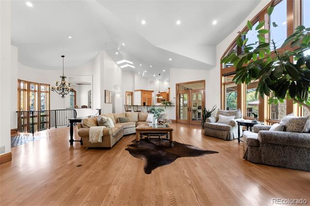 Building Photo - 1705 W Hinsdale Pl