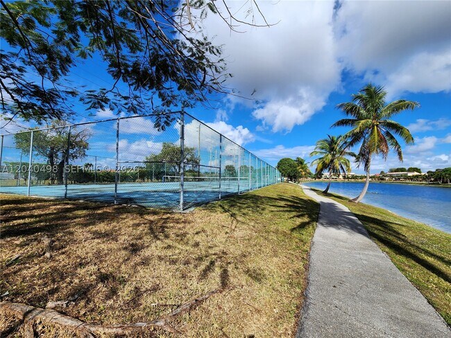 Building Photo - 13412 SW 17th Terrace Cir S