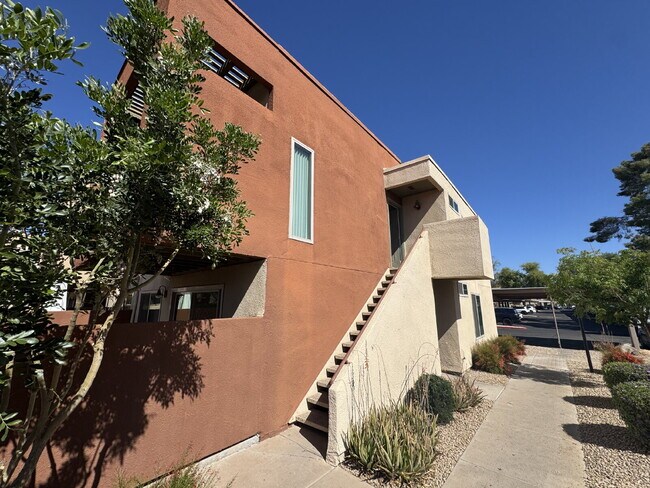 Building Photo - 3600 Hayden Rd