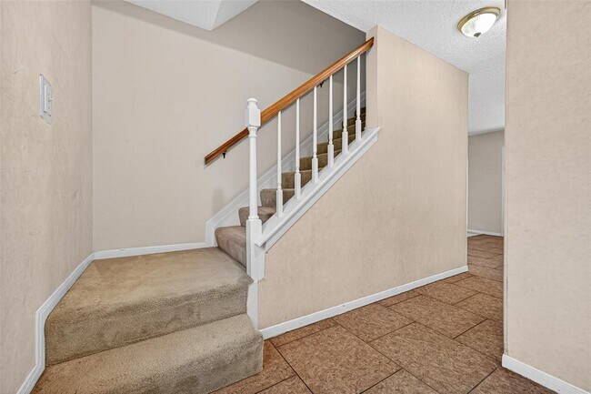 Building Photo - 4514 Treasure Trail