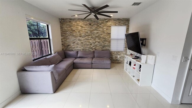 Building Photo - 10032 NW 87th Terrace