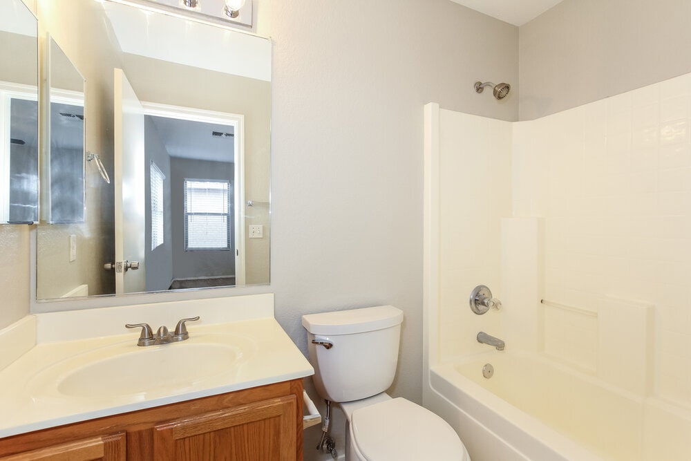 Building Photo - 3008 W White Feather Ln