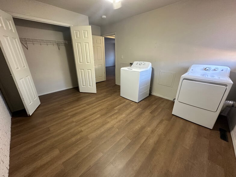 Building Photo - 941 22nd Ave