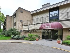 Building Photo - 5607 Green Cir Dr