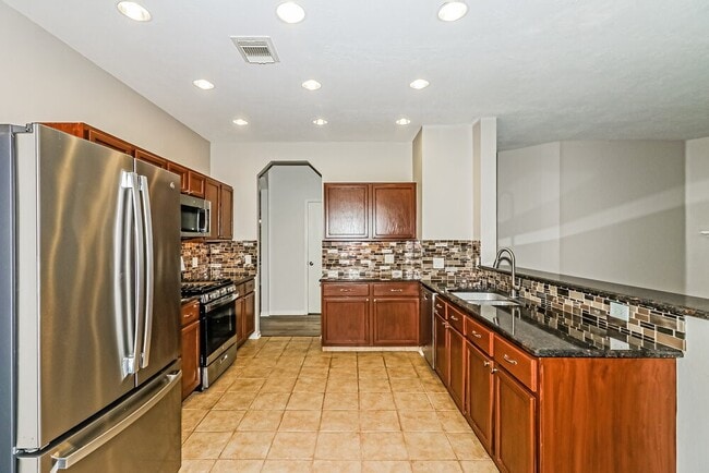 Building Photo - 7818 Yaupon Ranch Ct