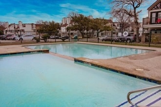 Building Photo - 2307 Balsam Dr