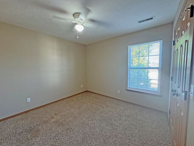 Building Photo - Watermill Cir Duplex