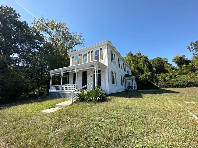 Building Photo - 12020 Winfree St