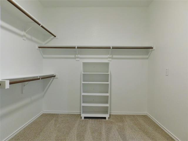 Building Photo - 3324 Hornbeam St