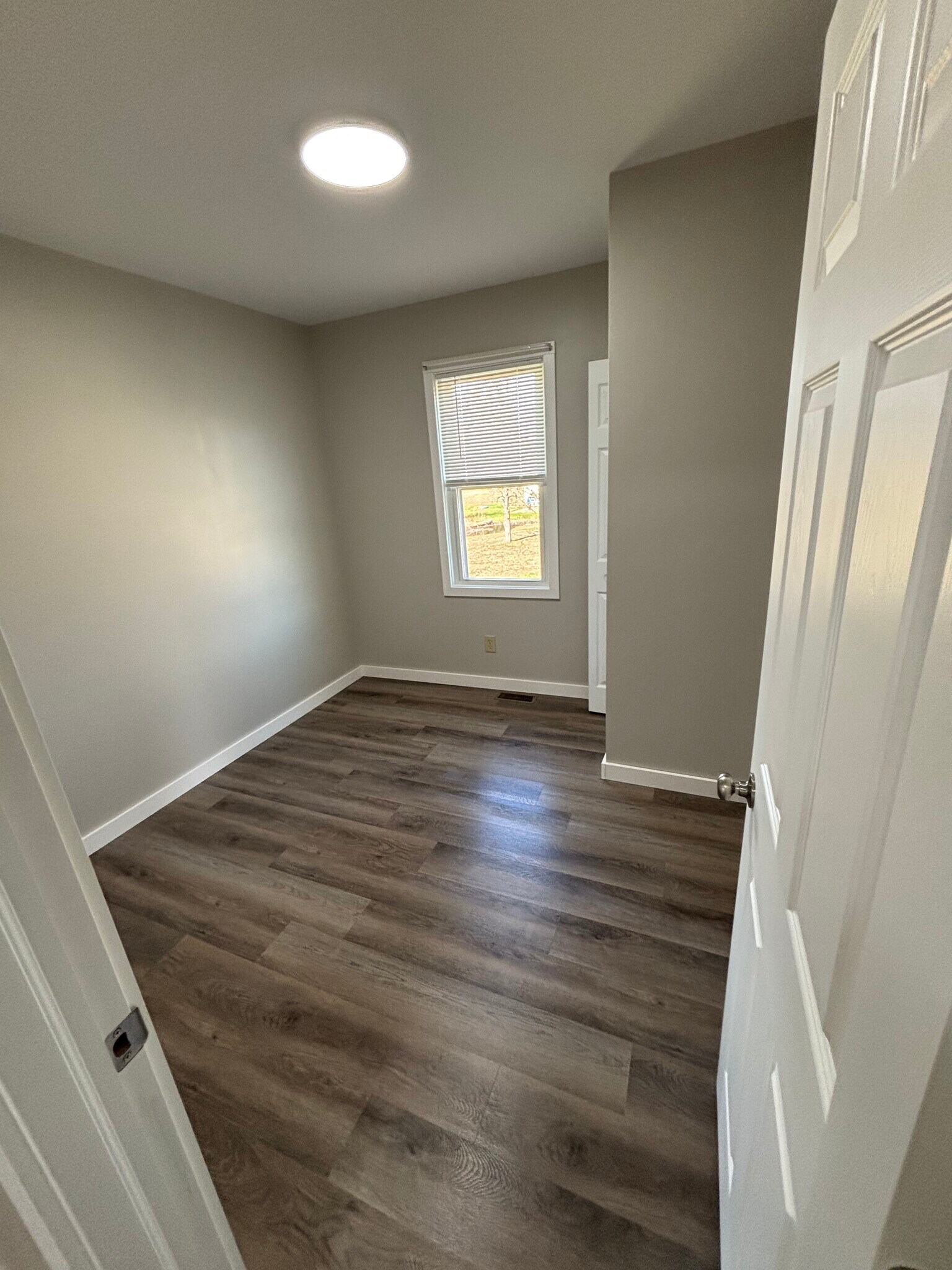 Building Photo - 892 Bartlett Rd