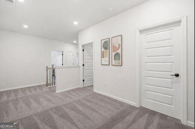 Building Photo - 3860 Pressley Ln