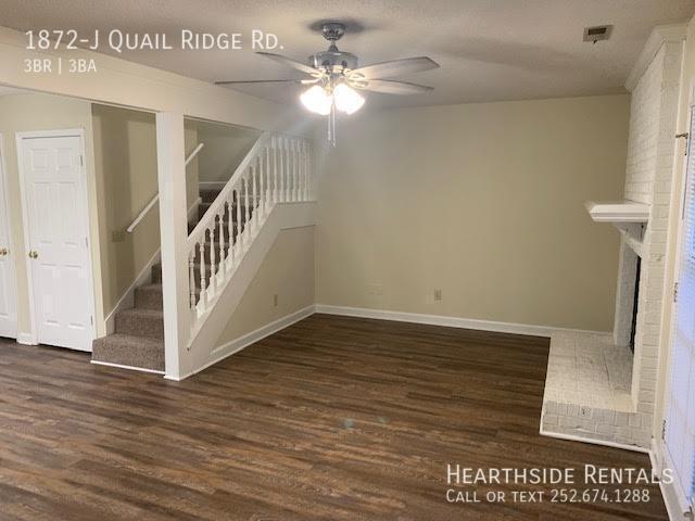 Building Photo - "Spacious 3-Bed Townhouse with Pool Oasis ...