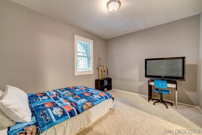 Building Photo - 1862 Hazel Ct