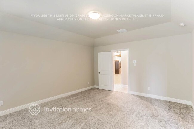 Building Photo - 701 Rain Barrel Pl