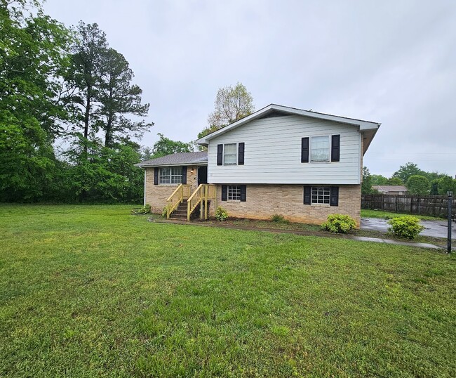 Primary Photo - 117 Mitchell Ln