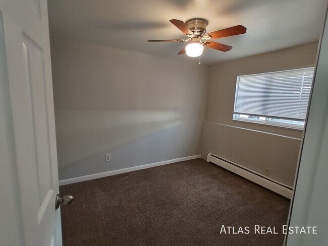 Building Photo - 1014 Westmoreland Rd