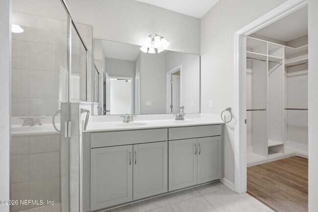 Building Photo - 321 Beale Ave