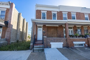 Building Photo - 3205 E Monument St