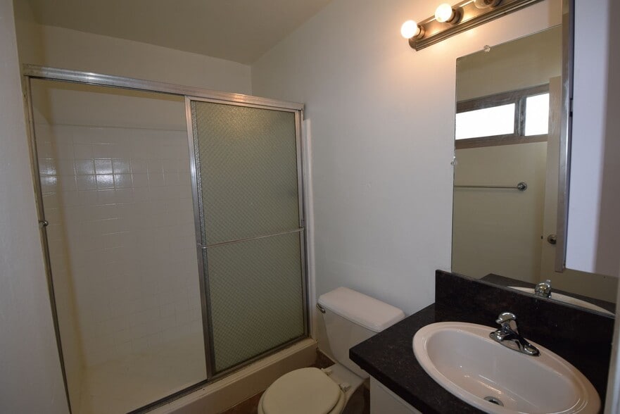 Building Photo - 10745 Hortense St