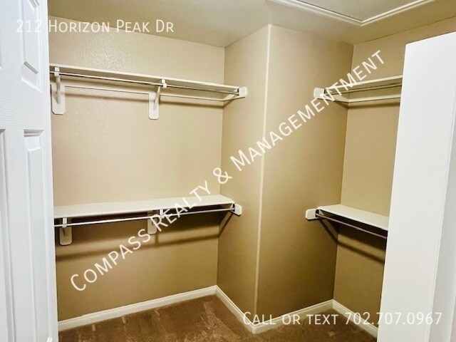Building Photo - 212 Horizon Peak Dr