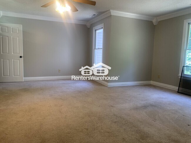 Building Photo - 117 Waterbury Dr