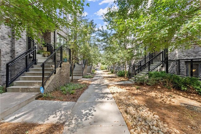 Building Photo - 407 Pratt Dr SE
