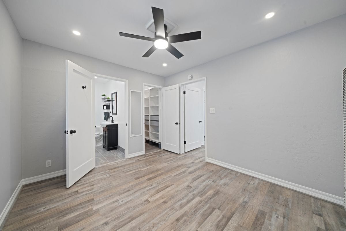 Building Photo - 22123 Main St