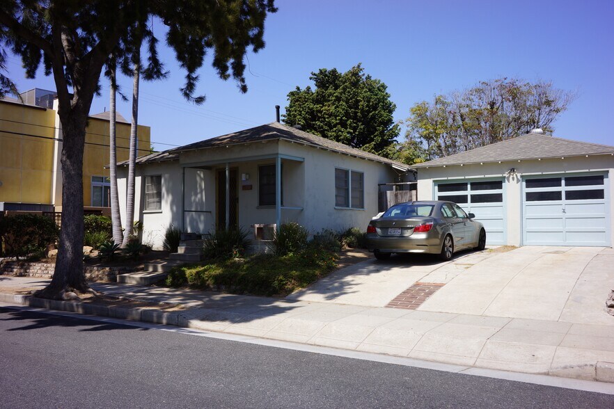 Primary Photo - 2315 10th St.